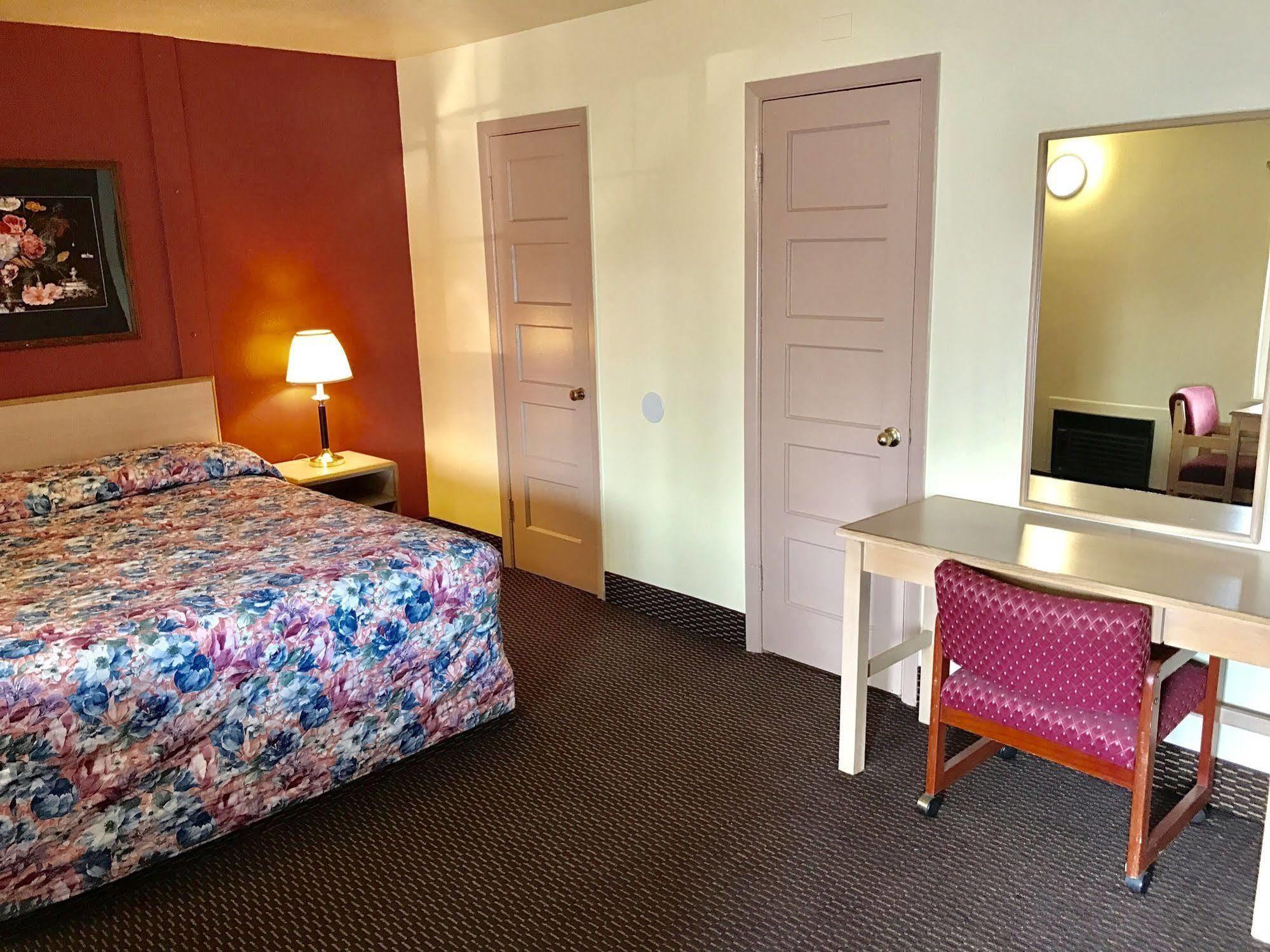 סאלם Travelers Inn Motel מראה חיצוני תמונה